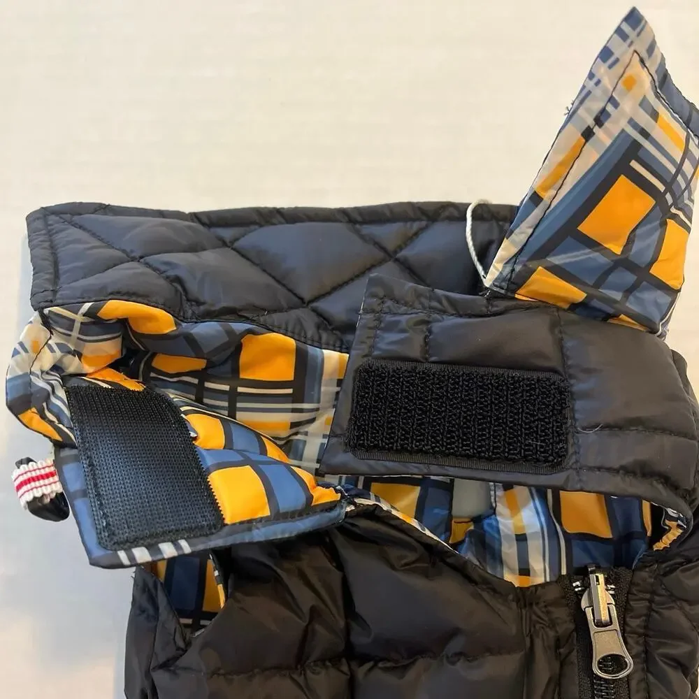NWT Queeice Dog Puffer Vest Size Small Black Yellow Checked 2 Sided Zipper
